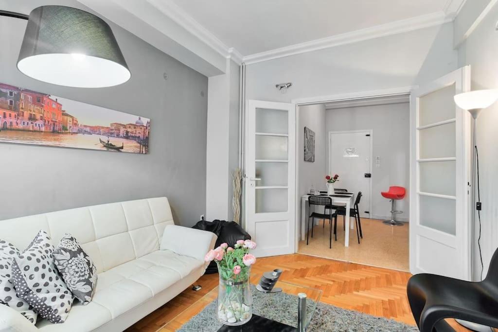 2Bdr Olympianzeus Apt With Netflix Athens Exterior photo