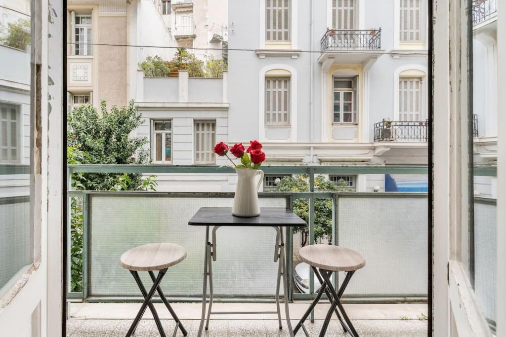 2Bdr Olympianzeus Apt With Netflix Athens Exterior photo