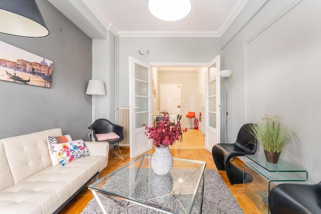 2Bdr Olympianzeus Apt With Netflix Athens Exterior photo